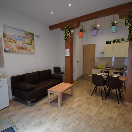 City Core Apartment Koper Luaran gambar