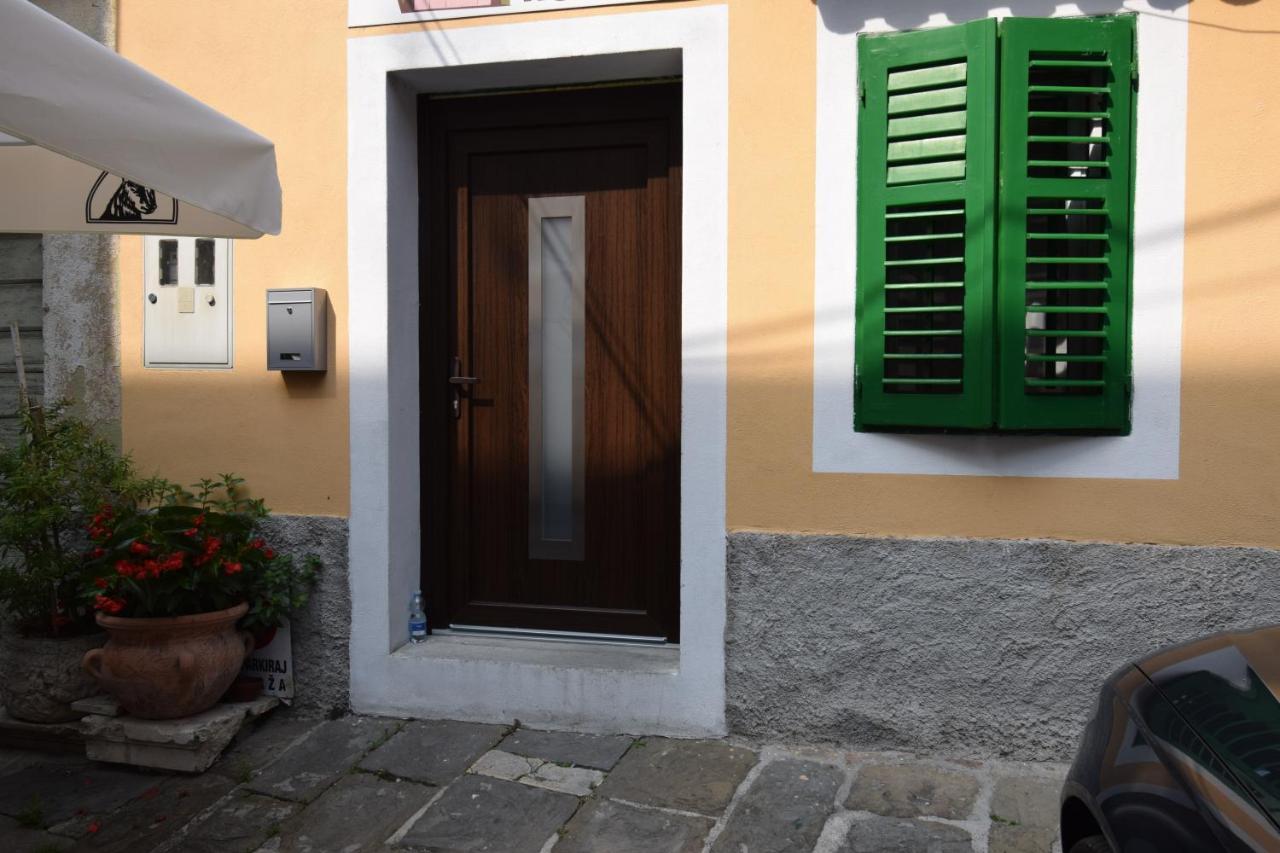 City Core Apartment Koper Luaran gambar